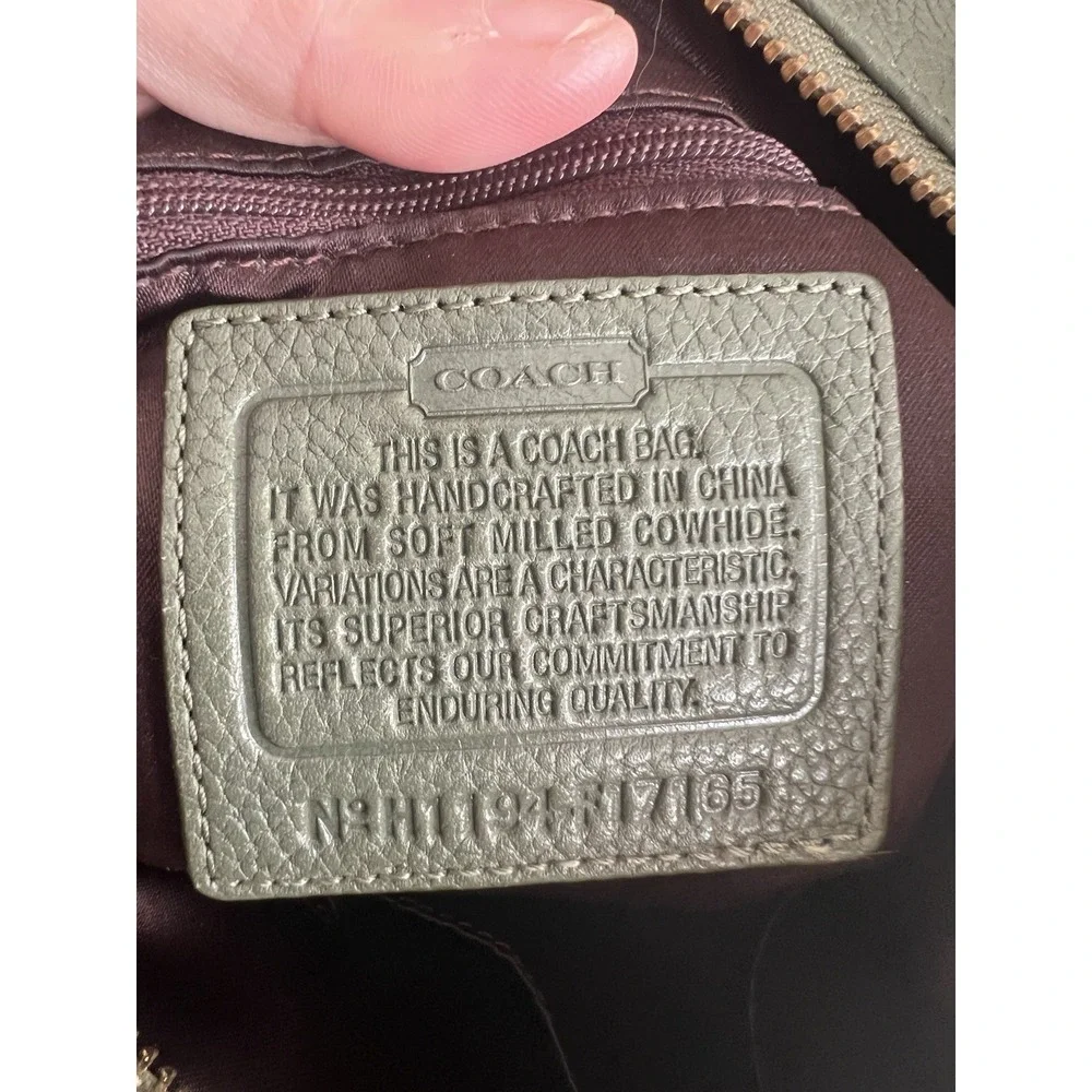 Coach Soft Pebbled Leather Green Shoulder‎ Bag Brooke H1194-F17165 Gold Accents